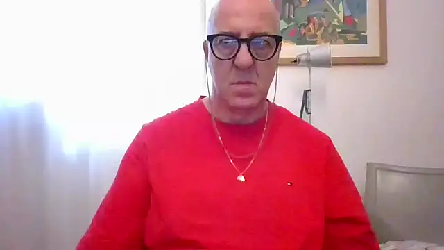 Snapshot of ANONIMO7735 chatting on 06/01/26, 04:17 ANONIMO7735 online show from 06/01/26, 04:17