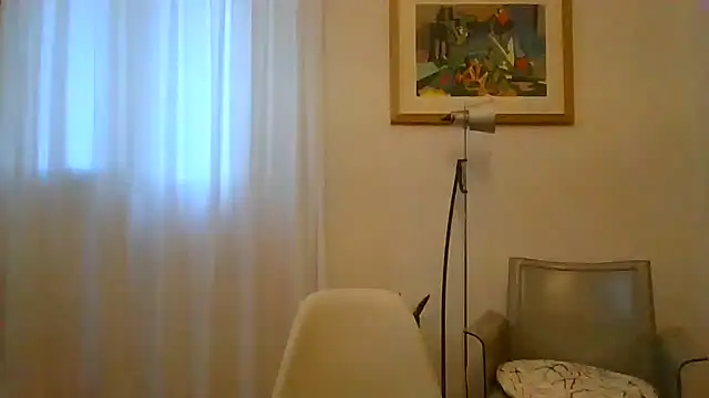 Snapshot of ANONIMO7735 chatting on 06/14/26, 04:25 ANONIMO7735 online show from 06/14/26, 04:25