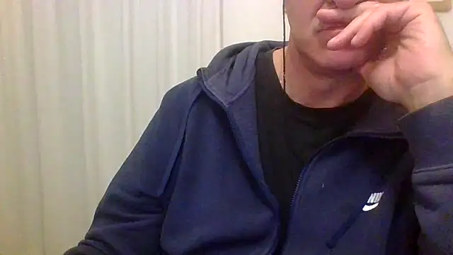 ANONIMO7735 online show from 10/28/25, 05:23