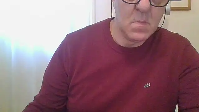 Snapshot of ANONIMO7735 chatting on 03/17/25, 09:44 ANONIMO7735 online show from 03/17/25, 09:44