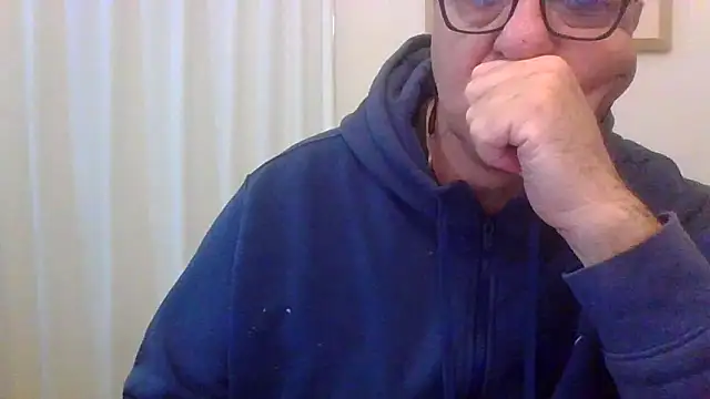 Snapshot of ANONIMO7735 chatting on 10/04/25, 05:25 ANONIMO7735 online show from 10/04/25, 05:25