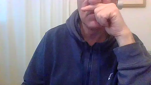 Snapshot of ANONIMO7735 chatting on 03/19/26, 06:02 ANONIMO7735 online show from 03/19/26, 06:02