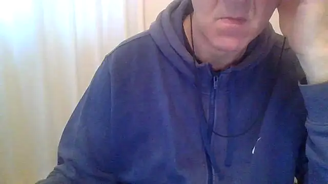 Snapshot of ANONIMO7735 chatting on 03/29/26, 06:15 ANONIMO7735 online show from 03/29/26, 06:15