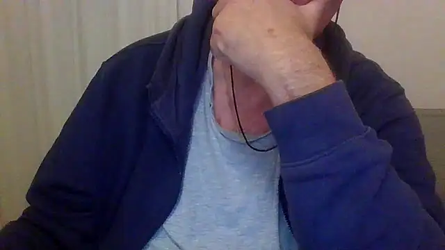 Snapshot of ANONIMO7735 chatting on 10/10/25, 05:03 ANONIMO7735 online show from 10/10/25, 05:03