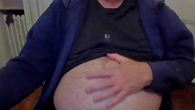 Snapshot of ANONIMO7735 chatting on 10/15/25, 05:06 ANONIMO7735 online show from 10/15/25, 05:06