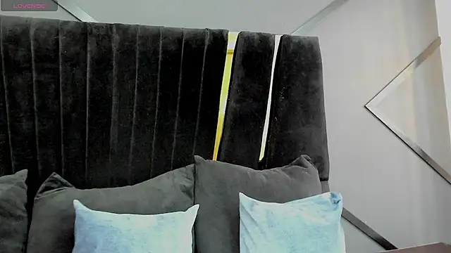 pink dustt online show from 07/30/26, 04:39