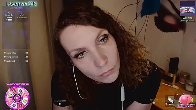 JohansonKatie online show from 02/25/25, 05:51