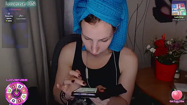 JohansonKatie online show from 02/19/25, 06:55