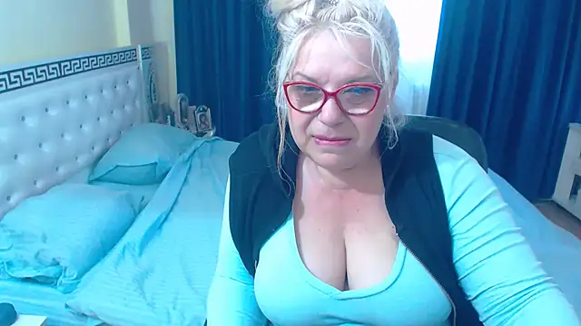 SonyaHotMilf online show from 05/15/26, 11:52