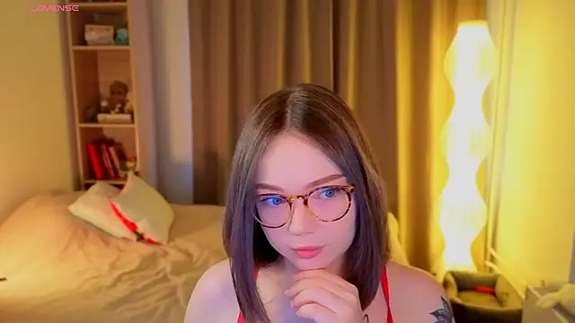 MilenaSaint online show from 04/03/26, 03:46