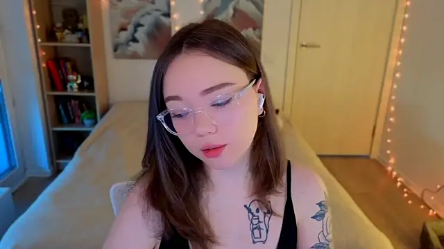 MilenaSaint online show from 05/09/26, 03:54