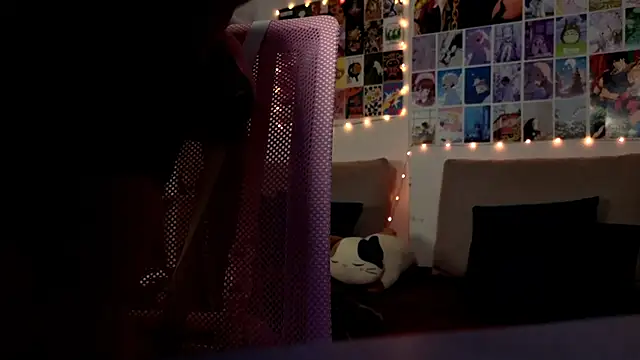 Snapshot of MilenaSaint chatting on 02/25/25, 03:09 MilenaSaint online show from 02/25/25, 03:09
