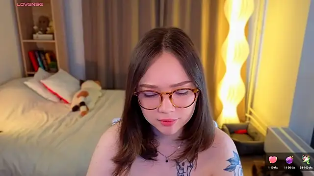 MilenaSaint online show from 03/11/26, 04:28