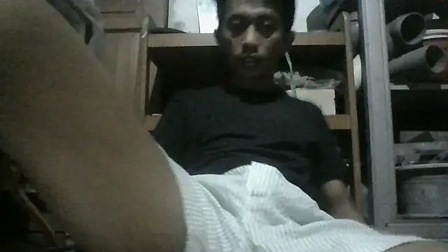 ditiya18 online show from 11/12/25, 02:32