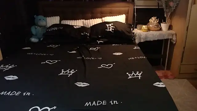 xheavenlytrans online show from 02/18/26, 03:48