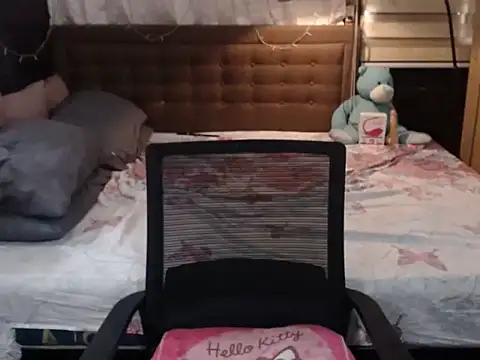 xheavenlytrans online show from 02/06/26, 01:56