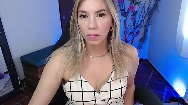 ms sofia x online show from 11/15/25, 04:11