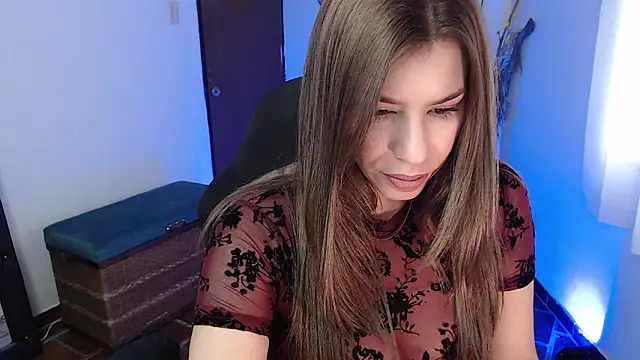 Snapshot of ms_sofia_x chatting on 05/12/26, 03:18 ms sofia x online show from 05/12/26, 03:18