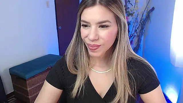 ms sofia x online show from 12/19/25, 04:53