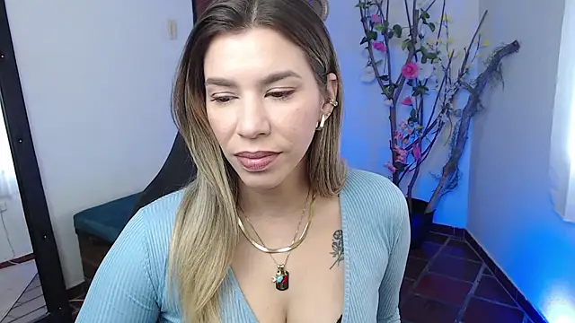 ms sofia x online show from 10/07/25, 03:24