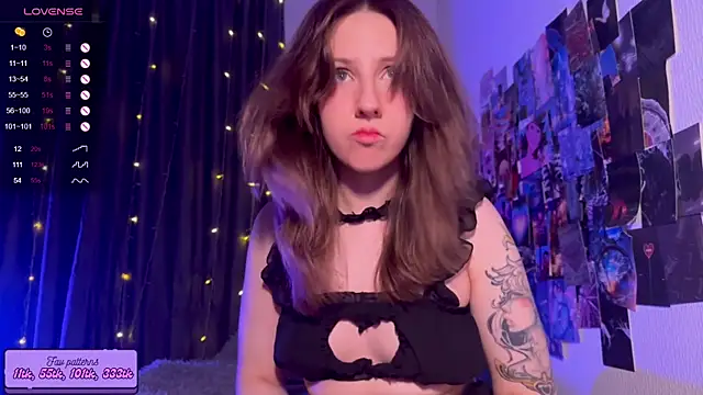 HotaruTomo online show from 11/30/25, 09:48