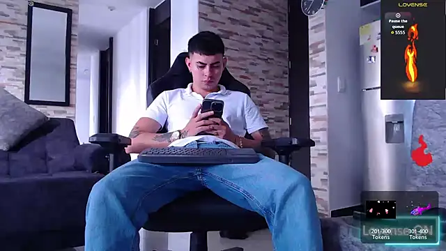 Lobito xxxl online show from 11/19/25, 07:25