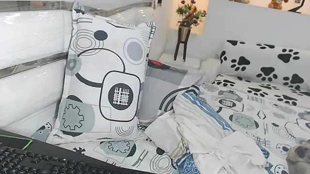 yina-rosse online show from 03/09/26, 07:50