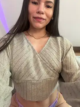 LalieFR online show from 04/14/26, 11:04