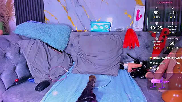 dailly hot online show from 12/19/25, 06:27