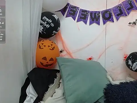 ninaa fox online show from 11/01/25, 02:44