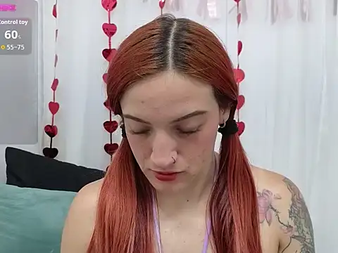 ninaa fox online show from 09/24/25, 04:35