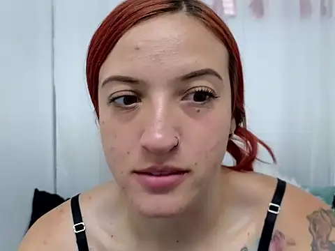 ninaa fox online show from 09/17/25, 04:31