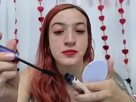 ninaa fox online show from 09/22/25, 05:08