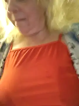 Snapshot of Janahotty chatting on 07/10/26, 10:43 Janahotty online show from 07/10/26, 10:43
