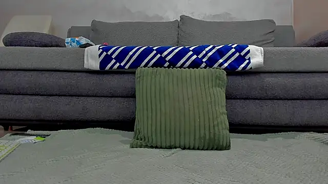 emilianna666 online show from 04/08/26, 11:33