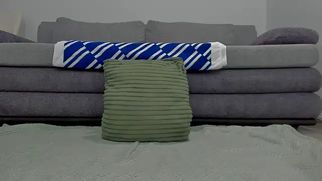 emilianna666 online show from 04/04/26, 12:34