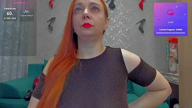 Snapshot of emilianna666 chatting on 10/10/25, 08:48 emilianna666 online show from 10/10/25, 08:48