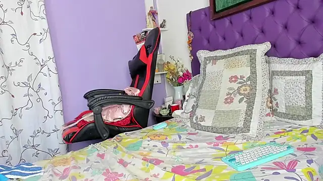 Margoth clain online show from 02/14/26, 01:33