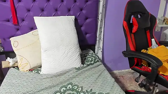 Margoth clain online show from 11/02/25, 12:48