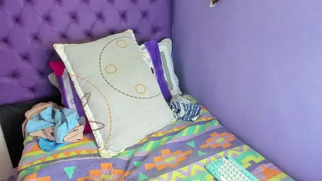 Margoth clain online show from 03/06/26, 01:17