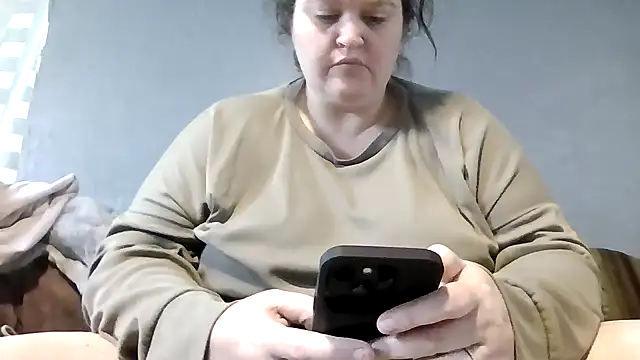 Oklahoma Horny Wife online show from 04/10/26, 03:19