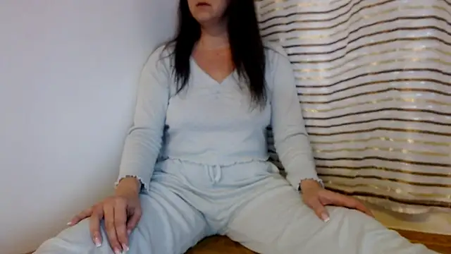 Snapshot of SofiaLenis chatting on 07/04/26, 01:15 SofiaLenis online show from 07/04/26, 01:15