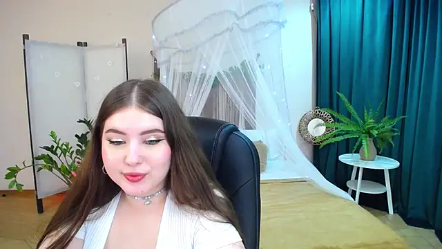 NicoleFoxery online show from 03/17/25, 09:24