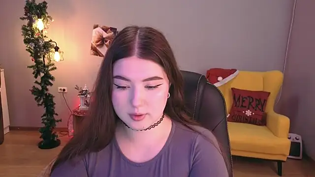 NicoleFoxery online show from 12/14/25, 06:24