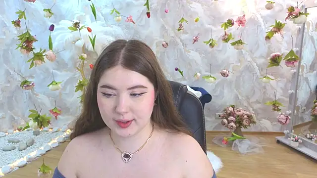 NicoleFoxery online show from 05/24/26, 06:19