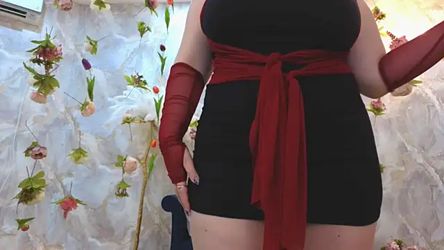 NicoleFoxery online show from 07/05/26, 04:19