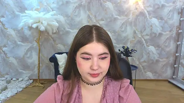 NicoleFoxery online show from 10/16/25, 06:16