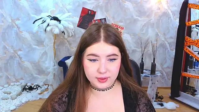 NicoleFoxery online show from 10/26/25, 06:30