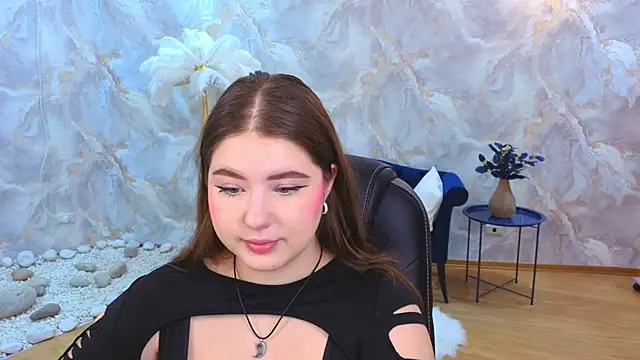 NicoleFoxery online show from 11/29/25, 06:19