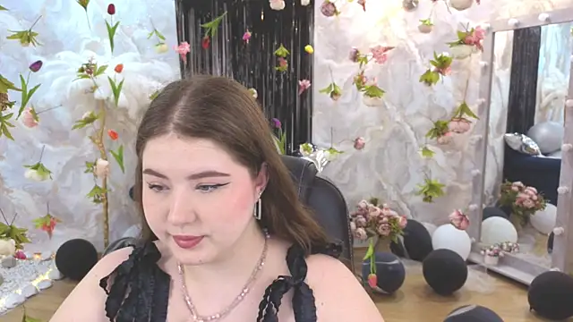 NicoleFoxery online show from 07/16/26, 06:27